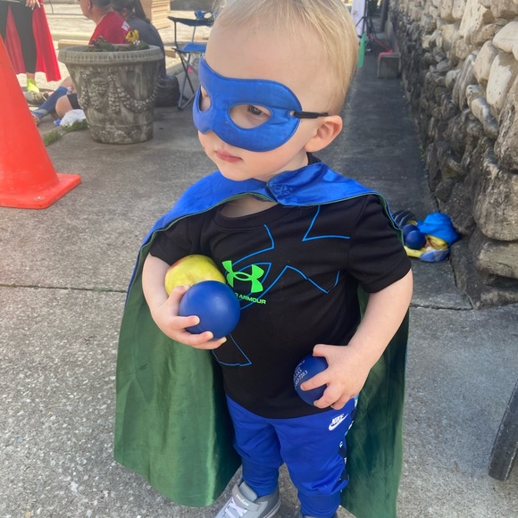 Meet your Posher, Jennifer - Picture 3 of 9